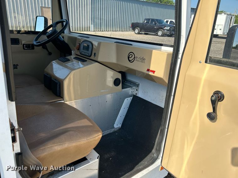 image for item JW9321 2009 E-Ride Industries  utility vehicle