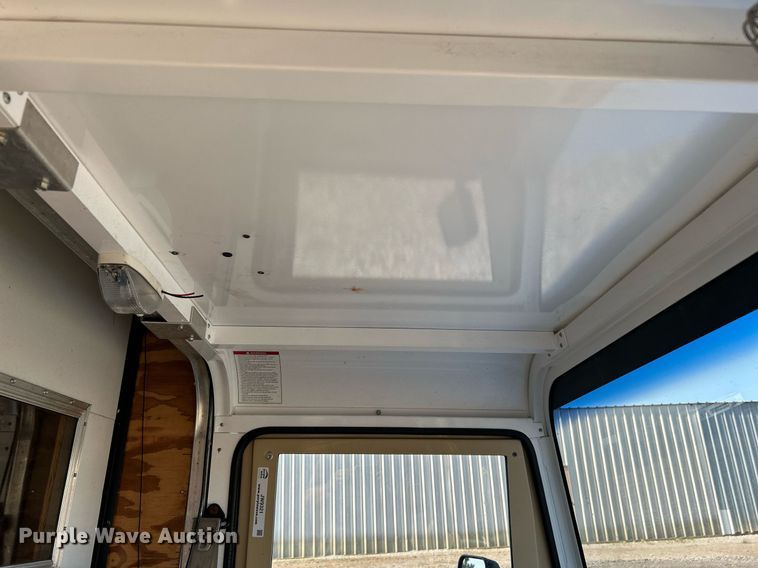 image for item JW9321 2009 E-Ride Industries  utility vehicle