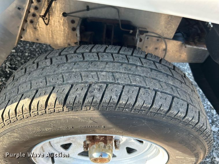 image for item JW9321 2009 E-Ride Industries  utility vehicle