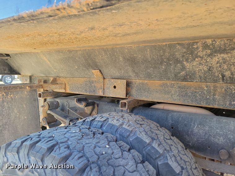 image for item KD9265 2014 Ford  F350 Super Duty  dump bed pickup truck