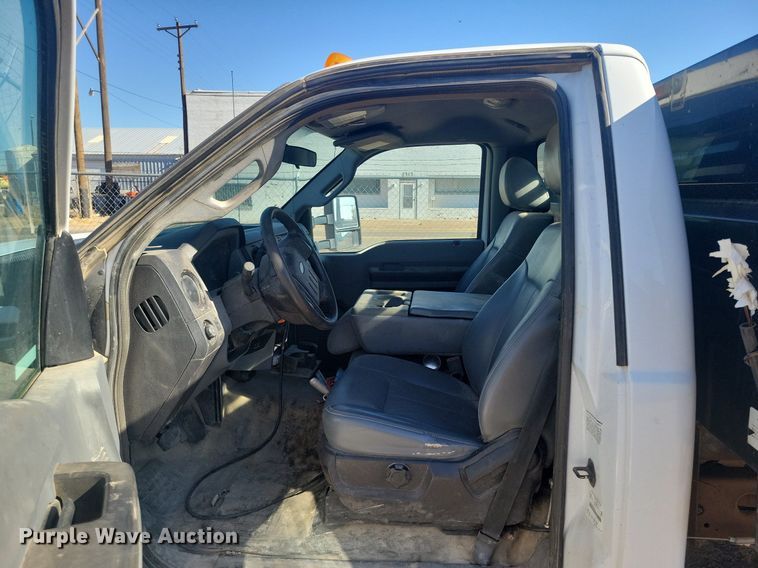 image for item KD9265 2014 Ford  F350 Super Duty  dump bed pickup truck