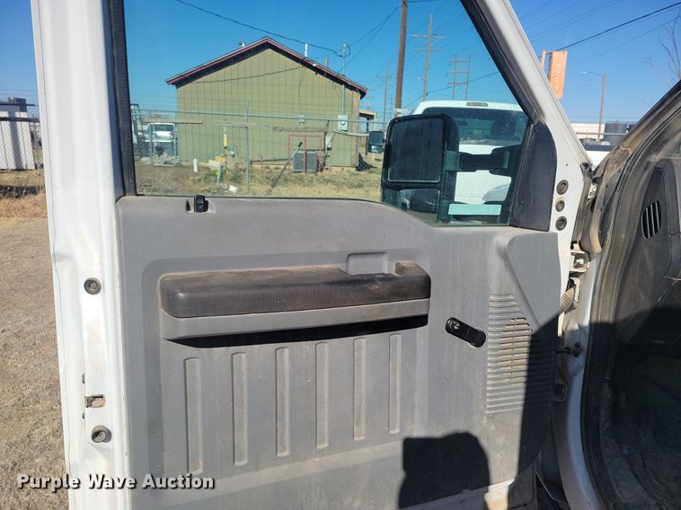 image for item KD9265 2014 Ford  F350 Super Duty  dump bed pickup truck