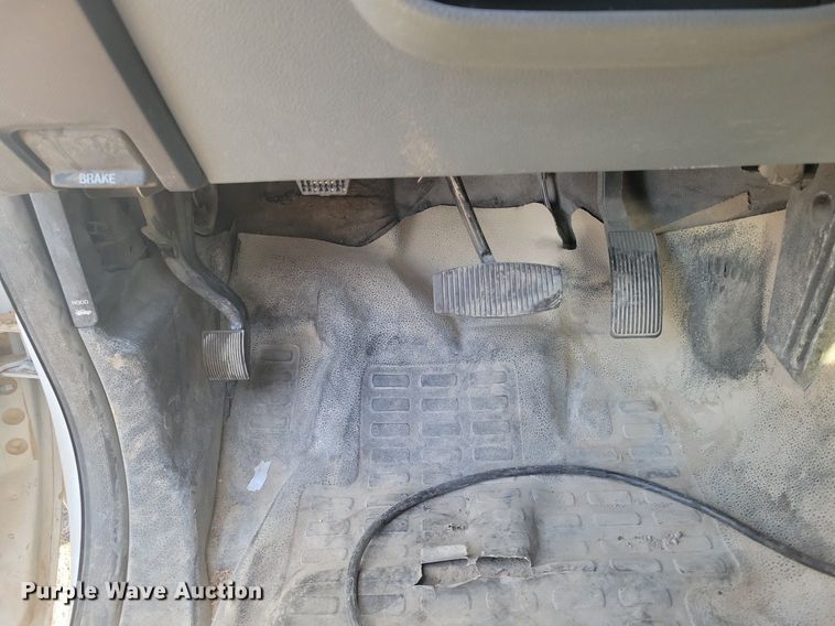 image for item KD9265 2014 Ford  F350 Super Duty  dump bed pickup truck