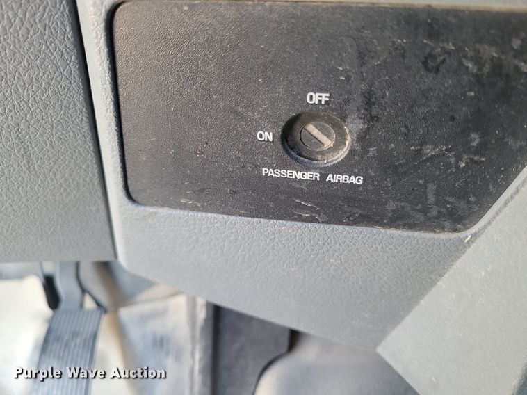 image for item KD9265 2014 Ford  F350 Super Duty  dump bed pickup truck