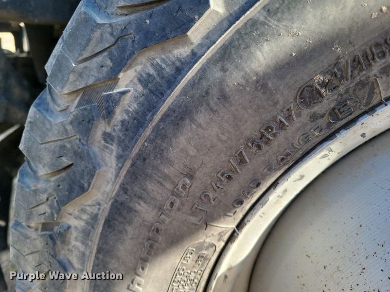 image for item KD9265 2014 Ford  F350 Super Duty  dump bed pickup truck