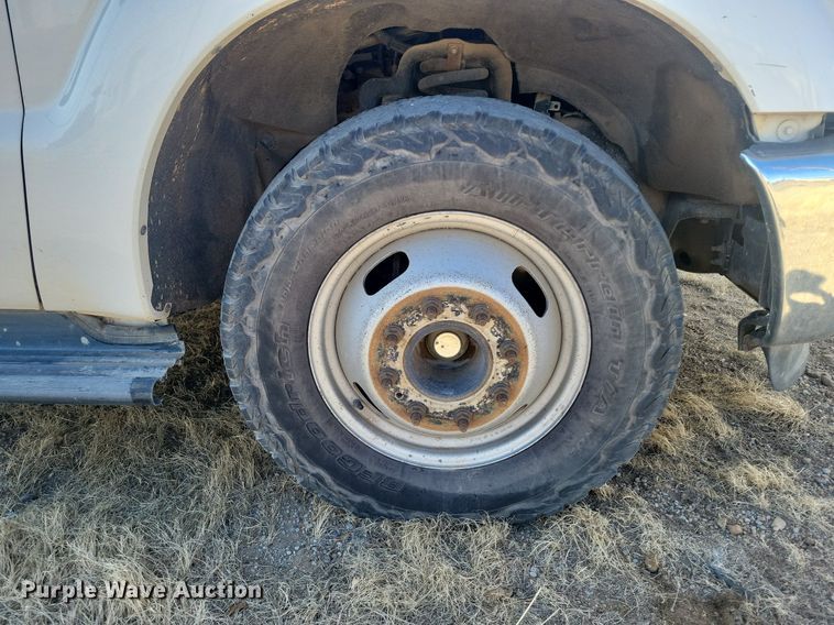 image for item KD9265 2014 Ford  F350 Super Duty  dump bed pickup truck