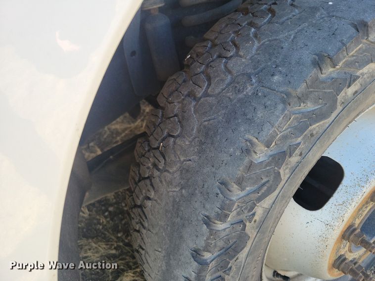 image for item KD9265 2014 Ford  F350 Super Duty  dump bed pickup truck