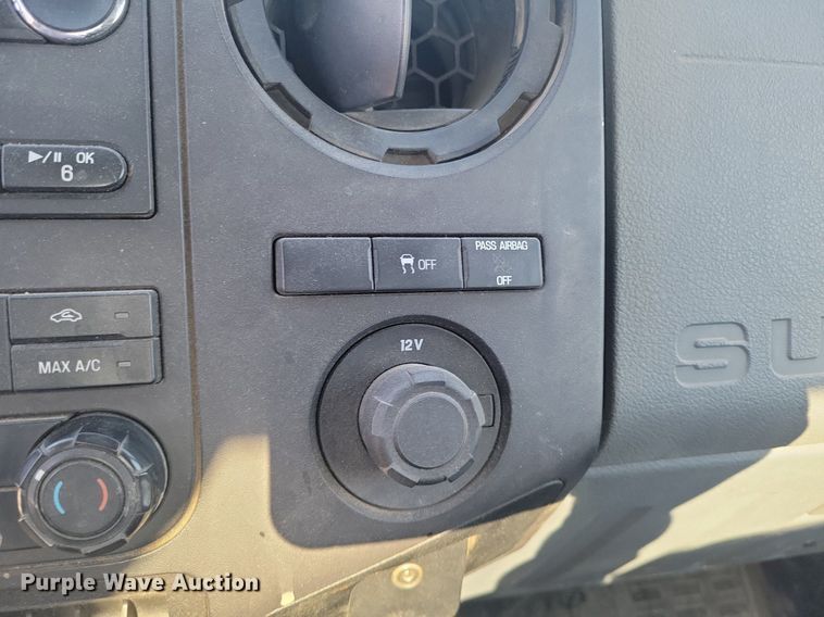 image for item KD9266 2014 Ford F250  Super Duty  pickup truck