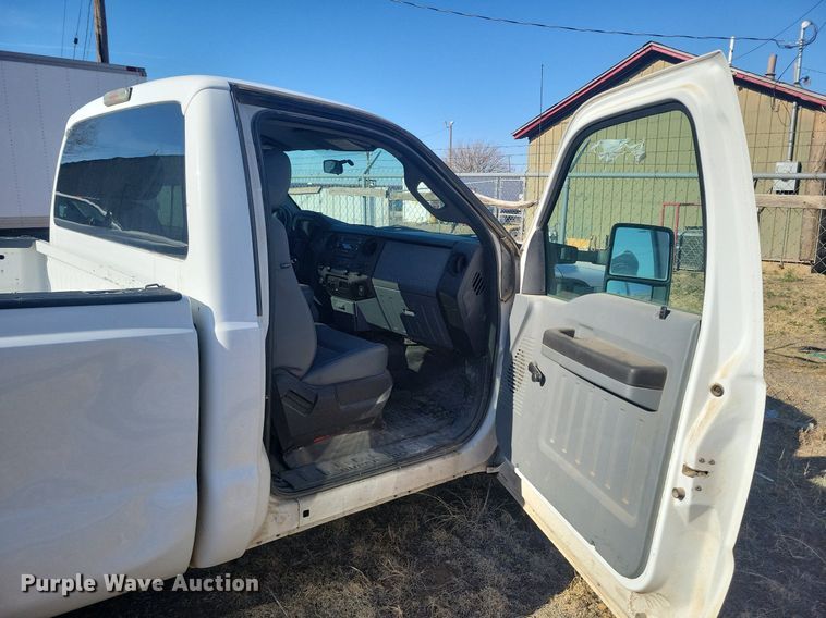 image for item KD9266 2014 Ford F250  Super Duty  pickup truck