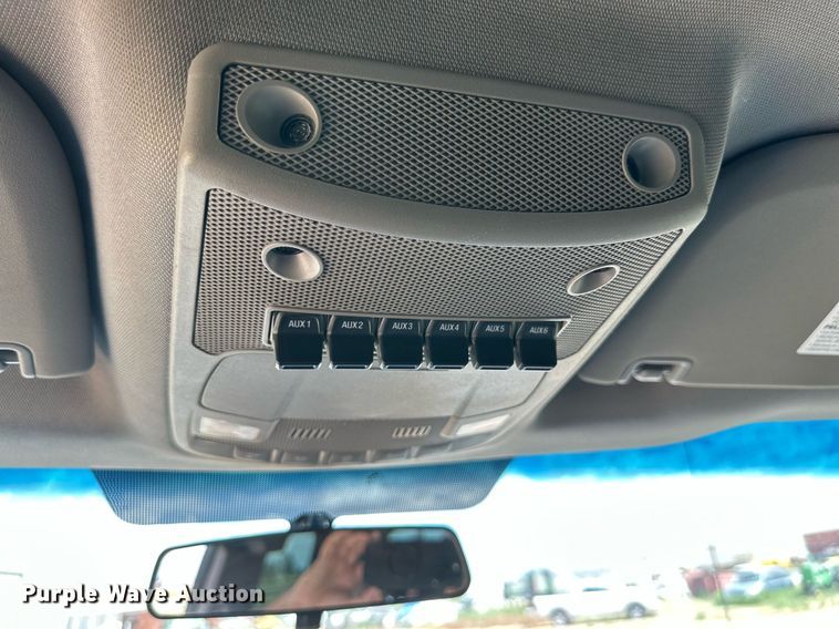 image for item KM9832 2019 Ford F250 Super Duty  SuperCab pickup truck