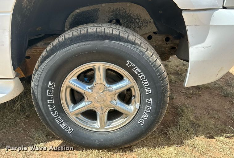 image for item KM9833 2000 Cadillac Escalade  SUV