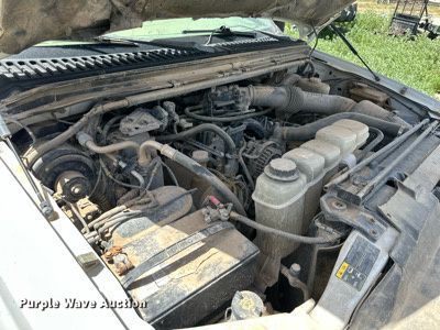 image for item KM9889 2002  Ford F250 Super Duty XLT  SuperCab pickup truck