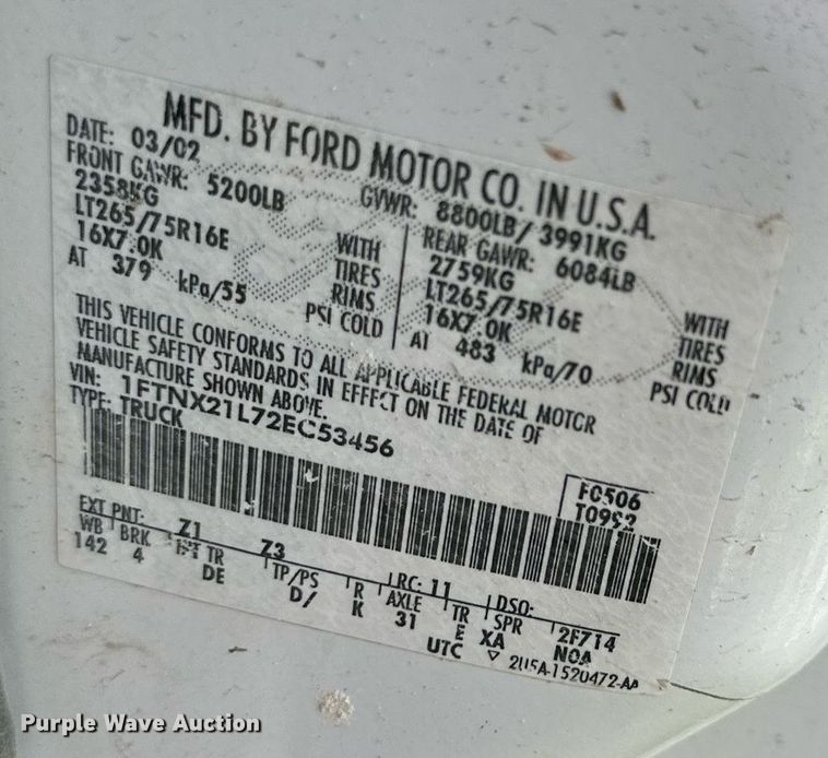 image for item KM9889 2002  Ford F250 Super Duty XLT  SuperCab pickup truck