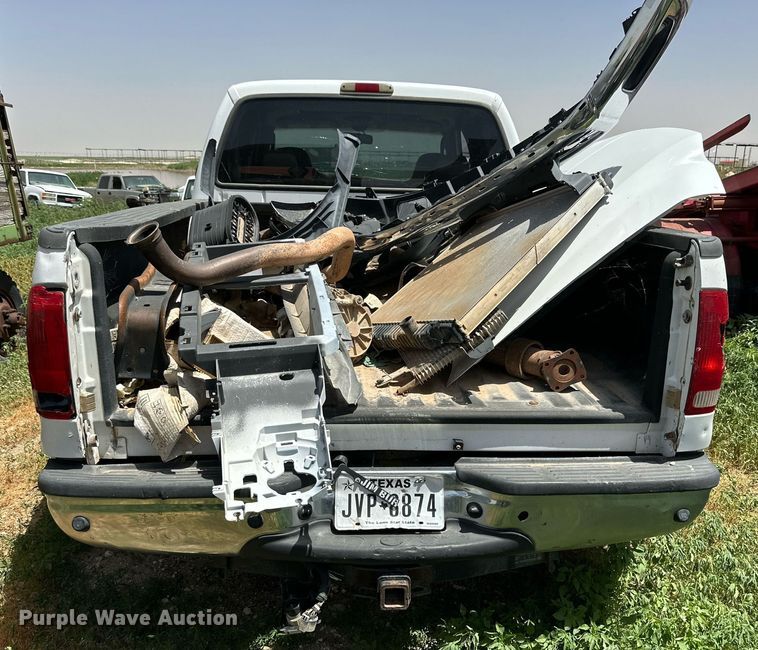 image for item KM9890 2006  Ford F350 Super Duty Lariat  Crew Cab pickup truck