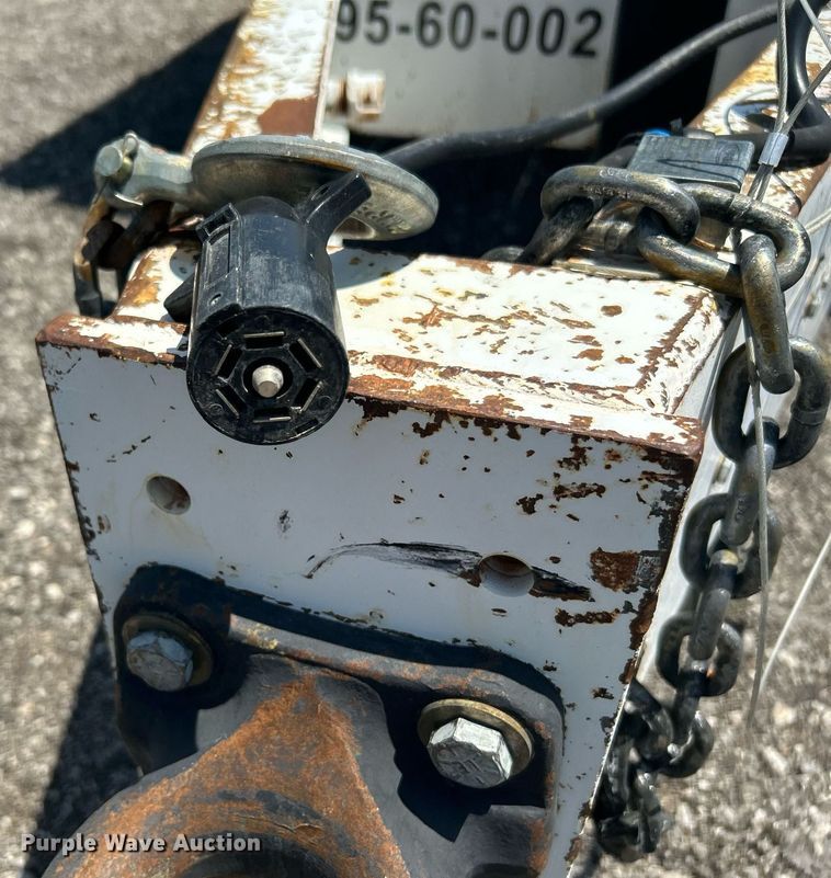 image for item KW9124 1998 Fleming Trailers Inc TD824-10  equipment trailer