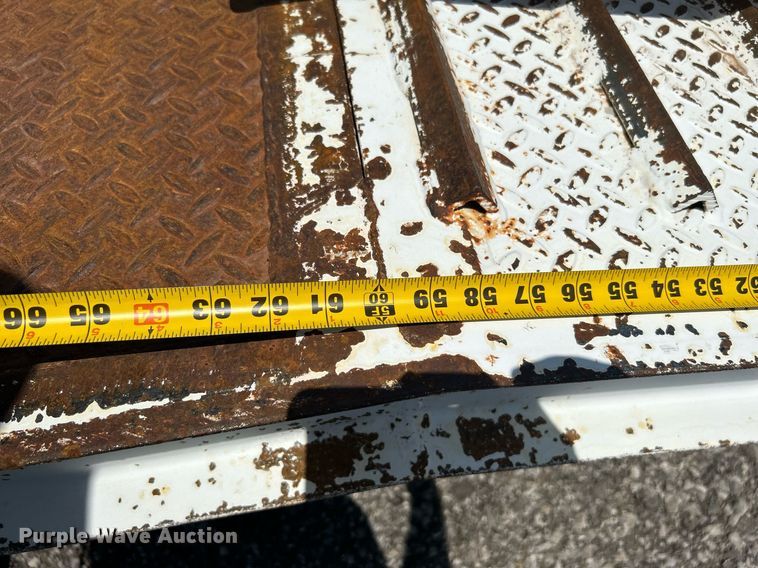 image for item KW9124 1998 Fleming Trailers Inc TD824-10  equipment trailer