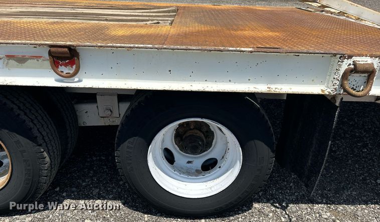 image for item KW9124 1998 Fleming Trailers Inc TD824-10  equipment trailer