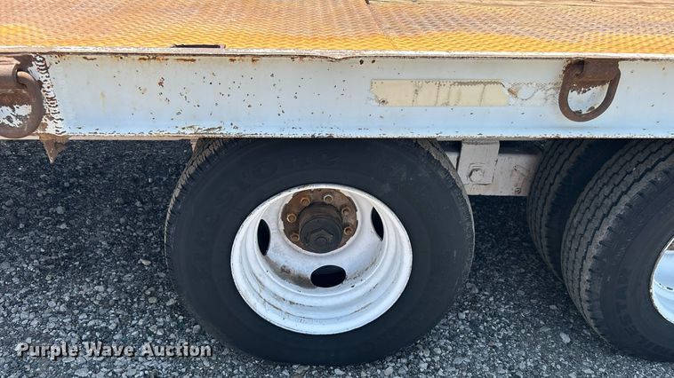 image for item KW9124 1998 Fleming Trailers Inc TD824-10  equipment trailer