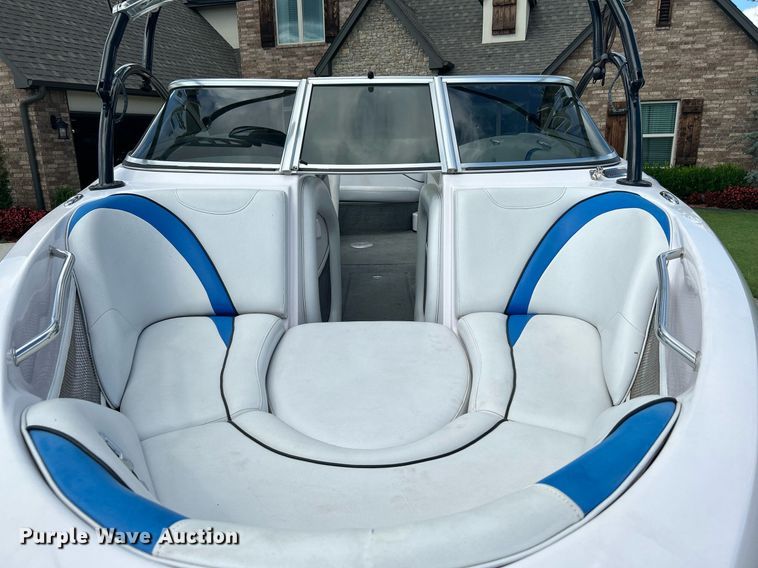 image for item KW9136 2005 Nautique Air 226  boat