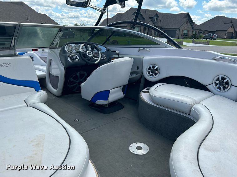 image for item KW9136 2005 Nautique Air 226  boat