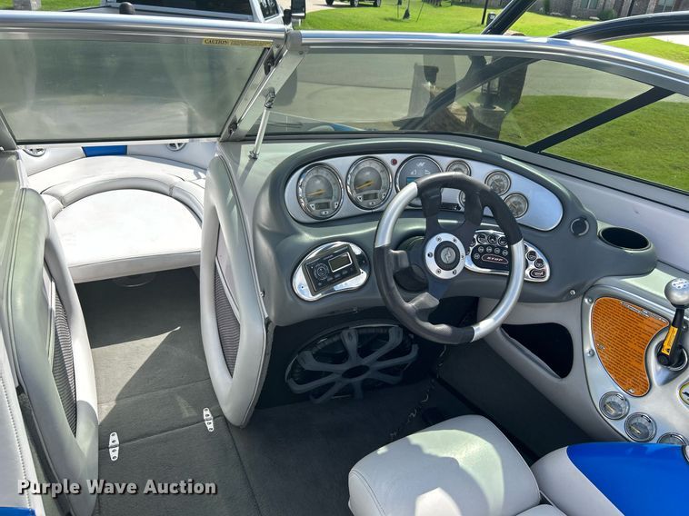 image for item KW9136 2005 Nautique Air 226  boat