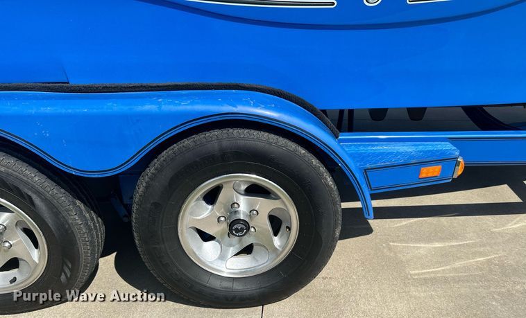 image for item KW9136 2005 Nautique Air 226  boat