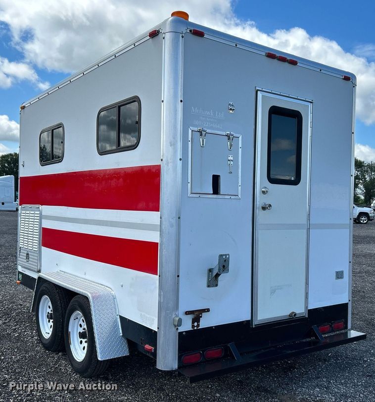 image for item KW9137 2001 Rollingstar Mfg. Inc.  fiber optic trailer