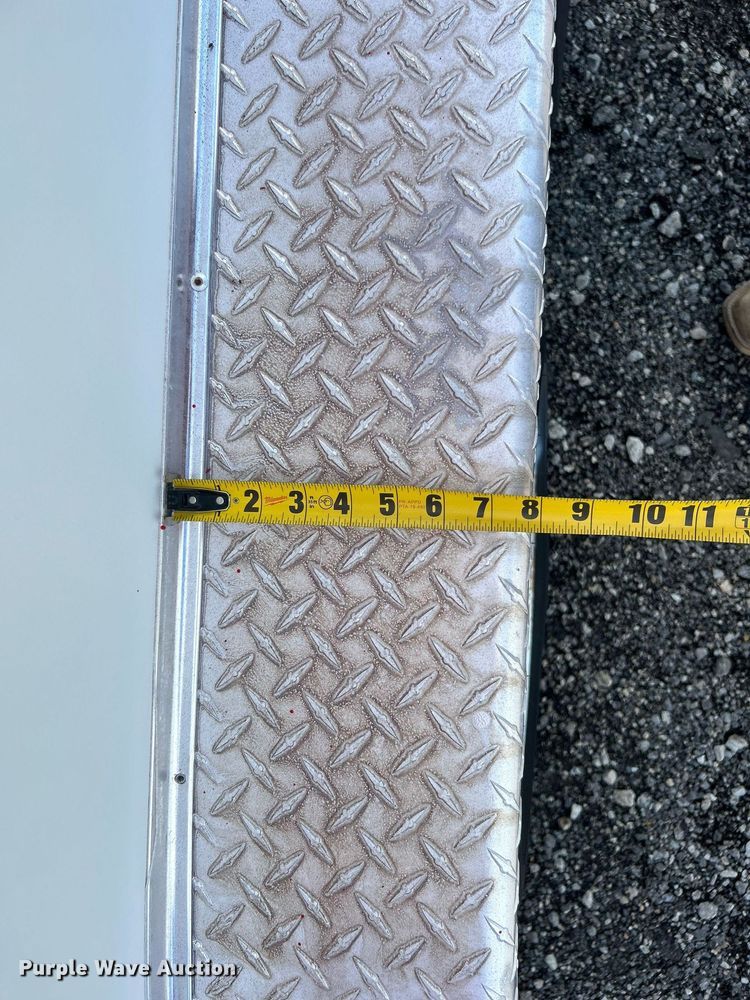 image for item KW9137 2001 Rollingstar Mfg. Inc.  fiber optic trailer