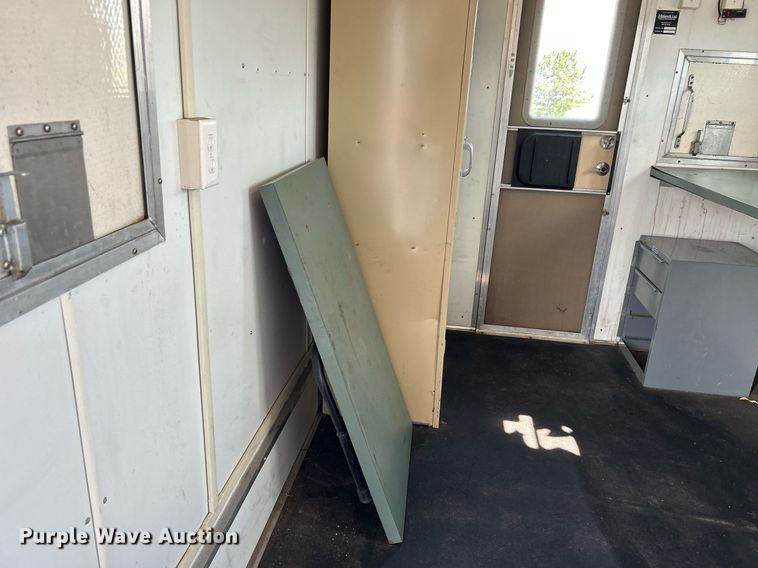 image for item KW9137 2001 Rollingstar Mfg. Inc.  fiber optic trailer