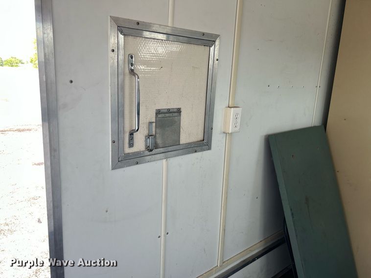 image for item KW9137 2001 Rollingstar Mfg. Inc.  fiber optic trailer