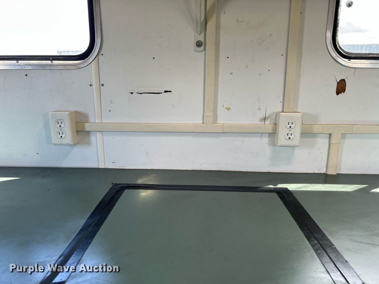 image for item KW9137 2001 Rollingstar Mfg. Inc.  fiber optic trailer