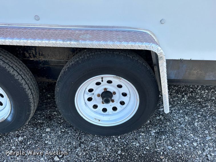 image for item KW9137 2001 Rollingstar Mfg. Inc.  fiber optic trailer