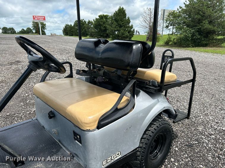 image for item KW9141 EZGO Express 54  golf cart