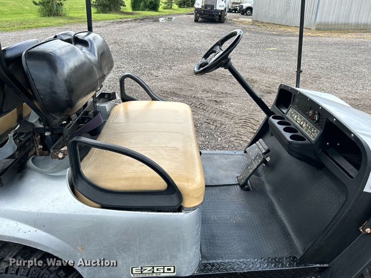 image for item KW9141 EZGO Express 54  golf cart