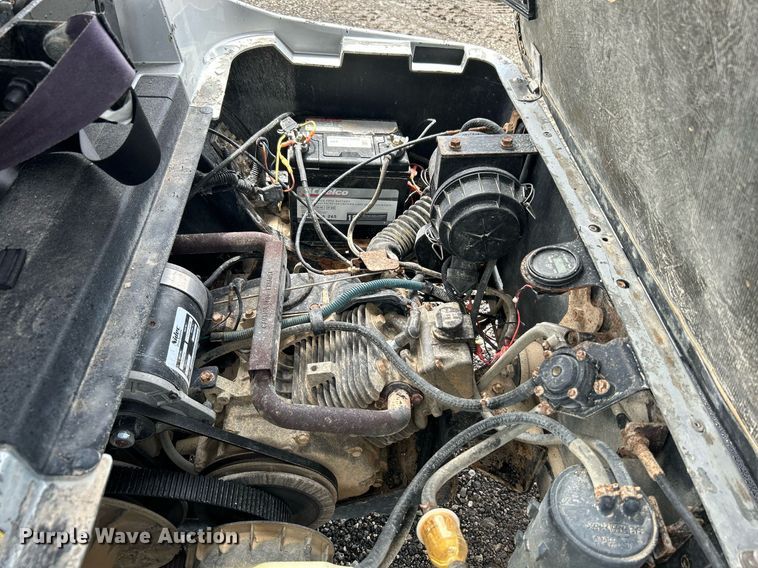 image for item KW9141 EZGO Express 54  golf cart