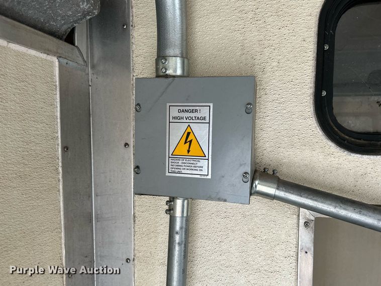 image for item KW9145 2008 Chevrolet C6500  fiber optic splicing truck