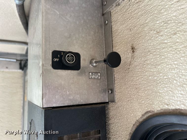 image for item KW9145 2008 Chevrolet C6500  fiber optic splicing truck