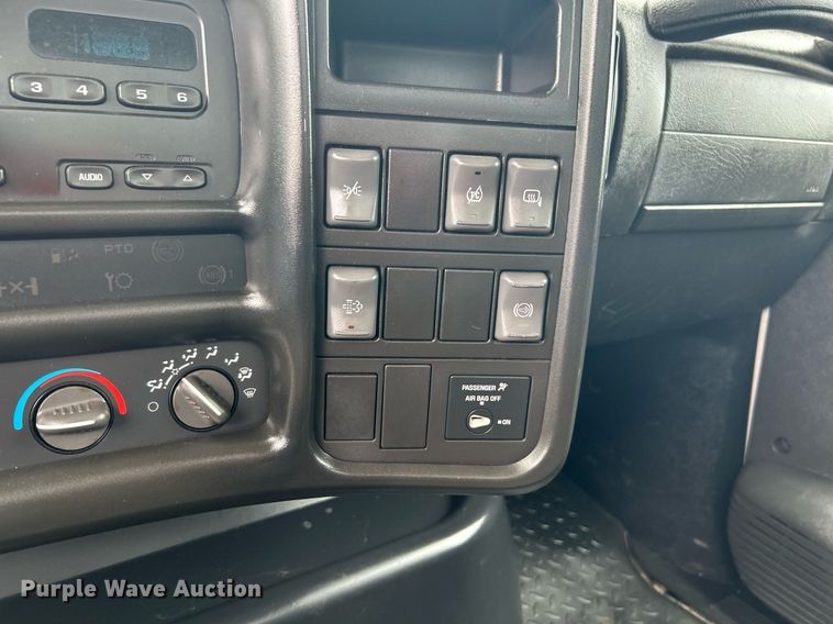 image for item KW9145 2008 Chevrolet C6500  fiber optic splicing truck