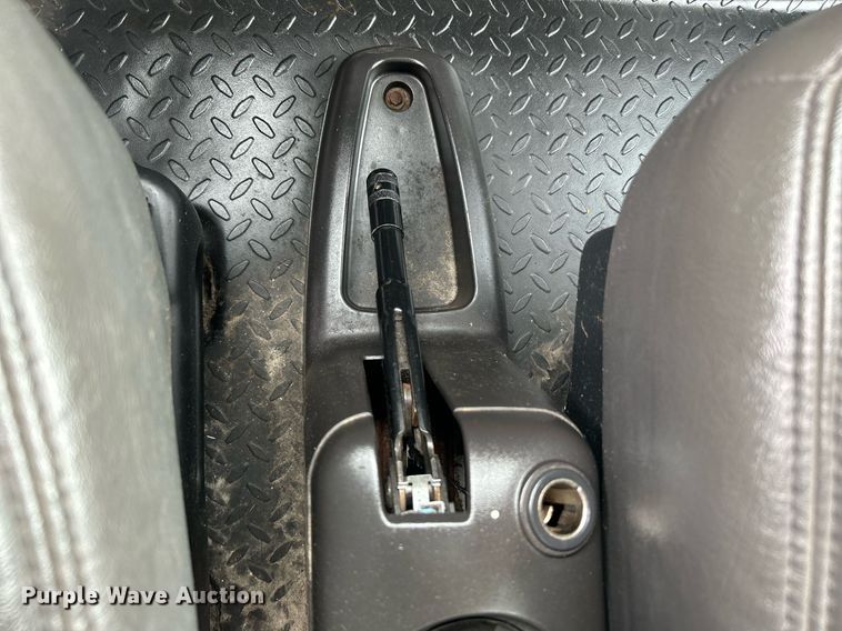 image for item KW9145 2008 Chevrolet C6500  fiber optic splicing truck