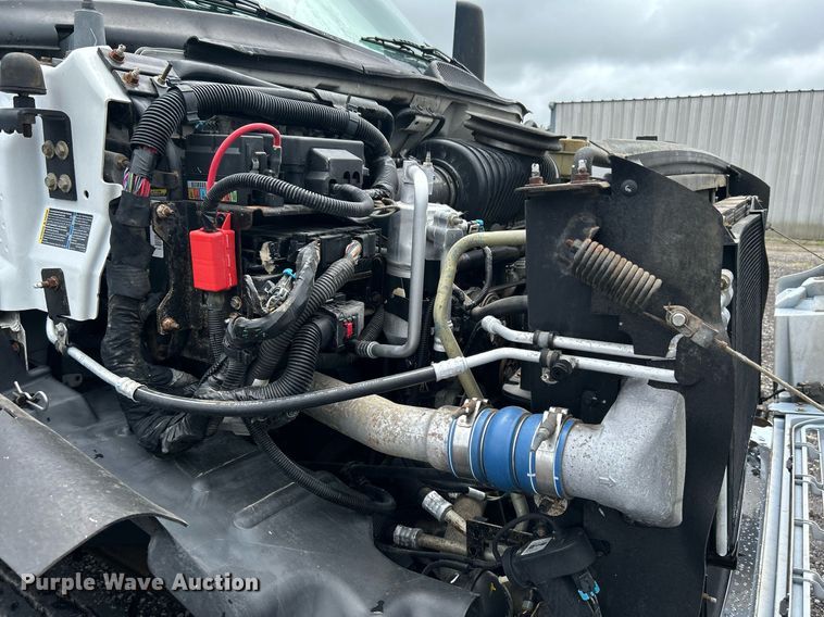 image for item KW9145 2008 Chevrolet C6500  fiber optic splicing truck