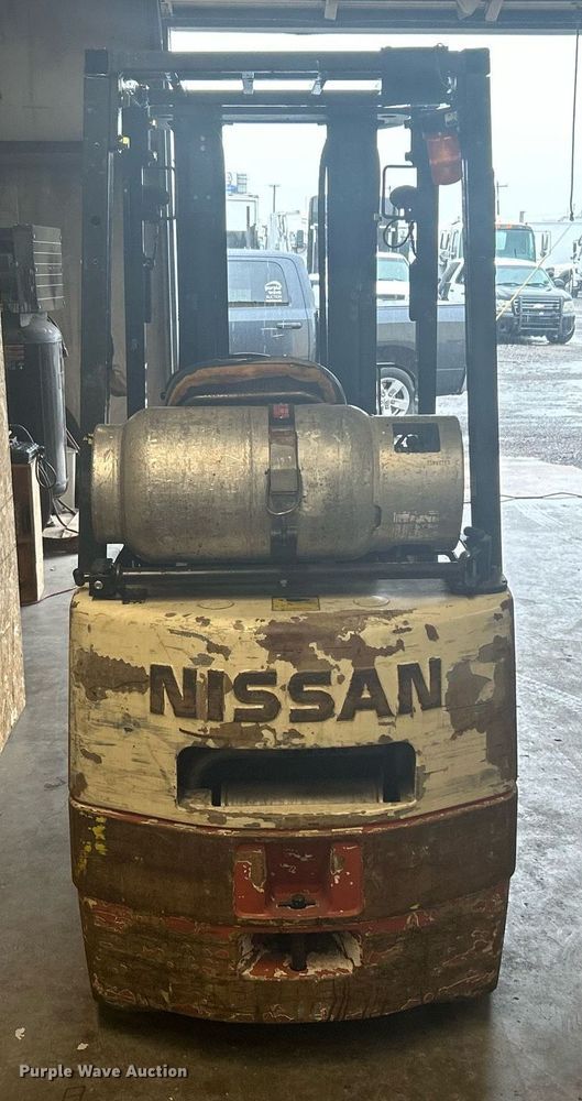 image for item KW9149 Nissan Optimum 30  forklift