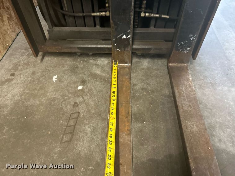 image for item KW9149 Nissan Optimum 30  forklift