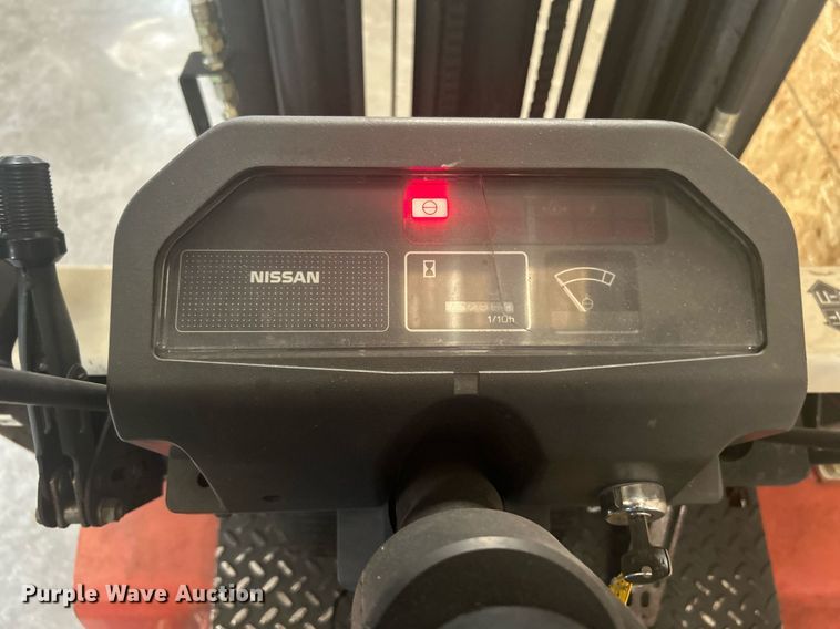 image for item KW9149 Nissan Optimum 30  forklift