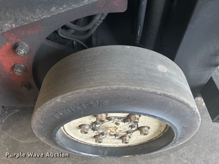 image for item KW9149 Nissan Optimum 30  forklift