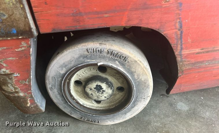 image for item KW9149 Nissan Optimum 30  forklift