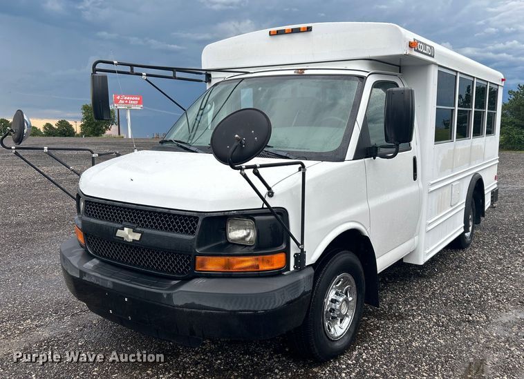 image for item KW9167 2008 Chevrolet Express G3500  school bus