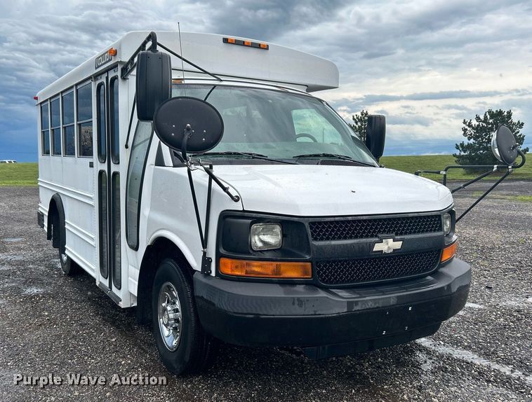 image for item KW9167 2008 Chevrolet Express G3500  school bus