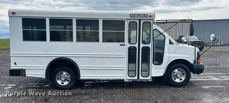 image for item KW9167 2008 Chevrolet Express G3500  school bus