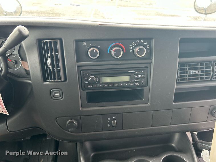 image for item KW9167 2008 Chevrolet Express G3500  school bus