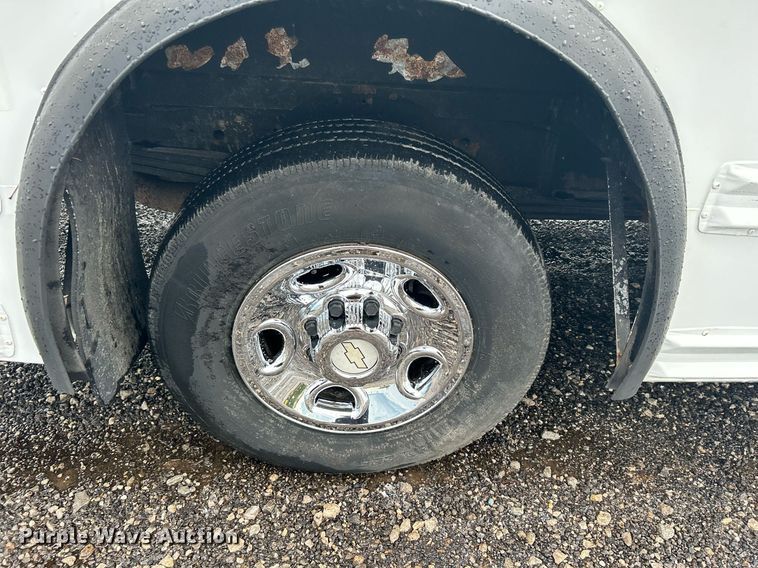 image for item KW9167 2008 Chevrolet Express G3500  school bus